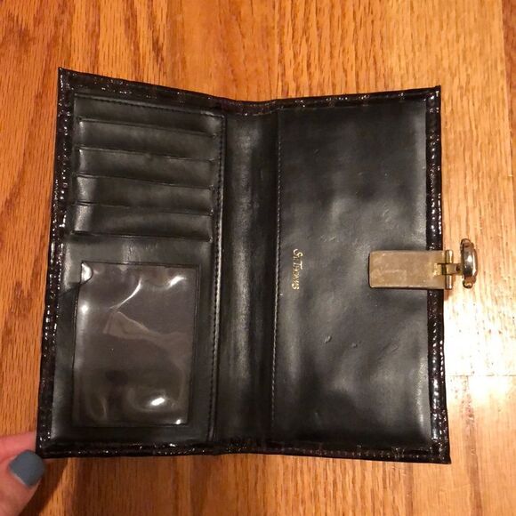 St. Thomas wallet - Picture 6 of 6